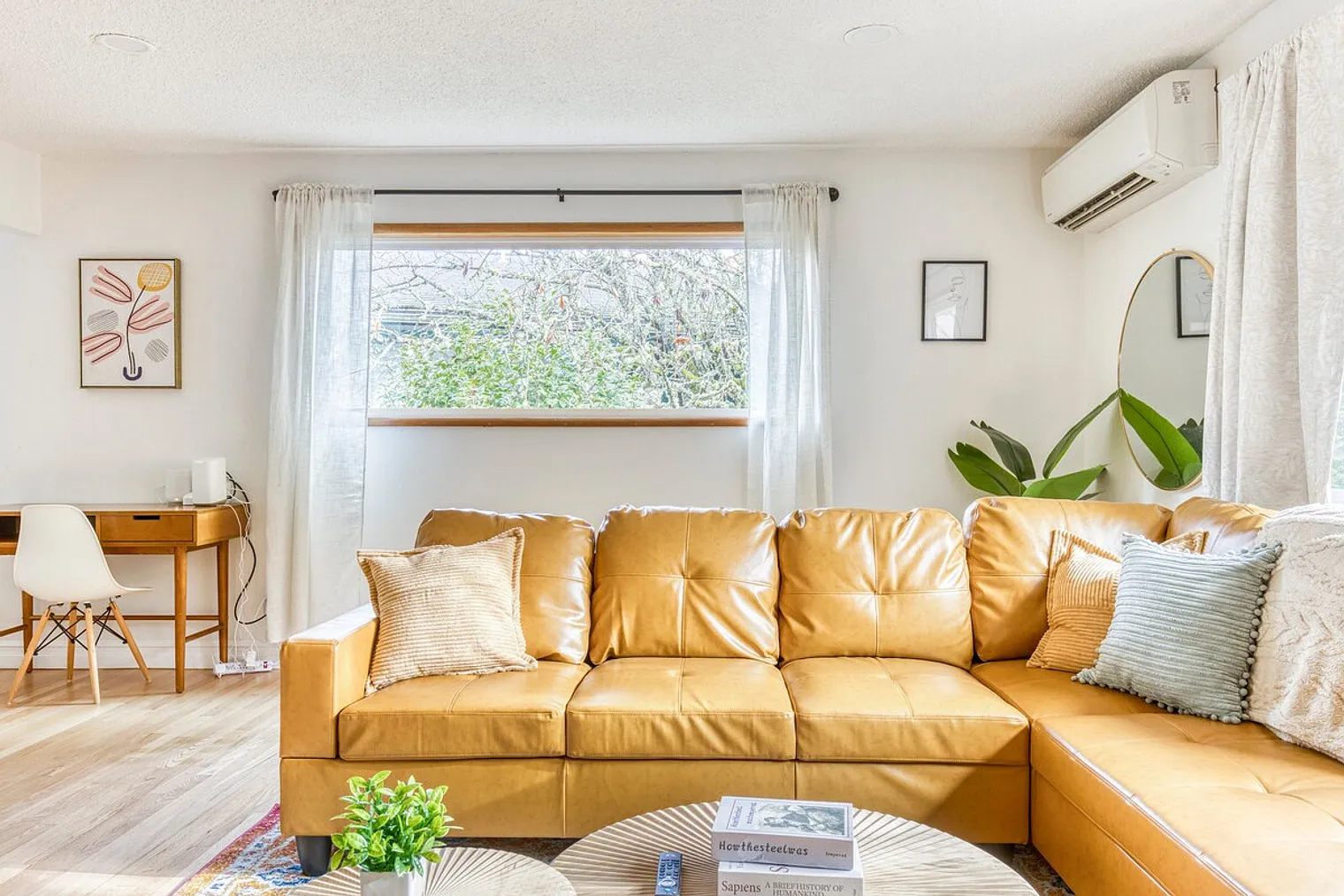 5 bed, 3.0 bath, $9,604 — Photo 2