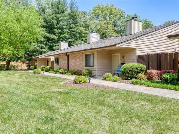 203 Windward Dr SW, Roanoke, VA 24018