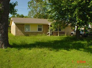 1105 NE 8th St, Wagoner, OK 74467