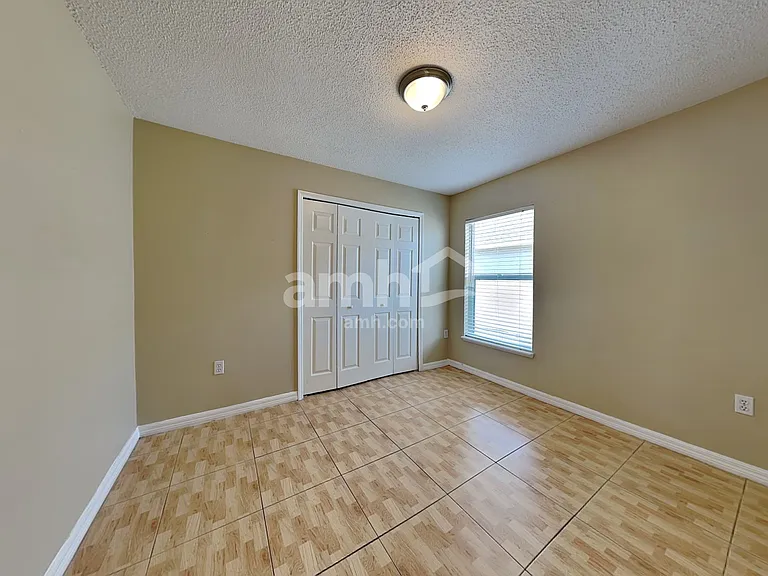 1718 Westminster Trl — Photo 24