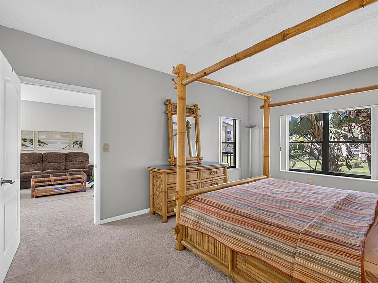 500 Uno Lago Dr #201 — Photo 24