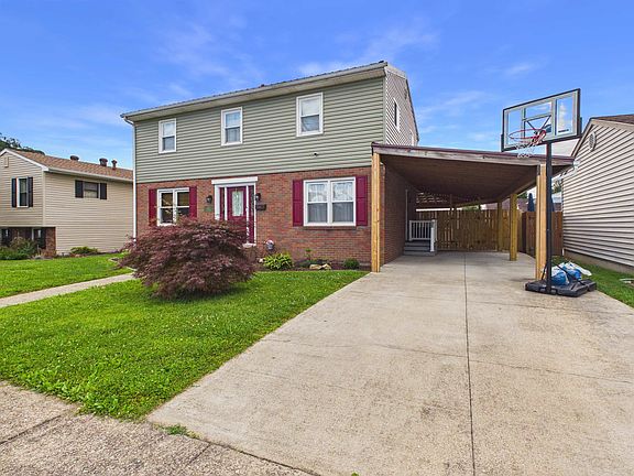 2nd image of 406 Jeannine St