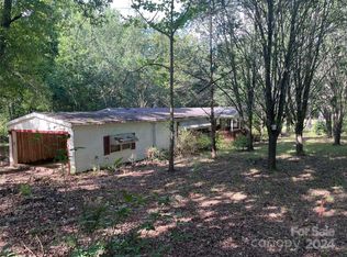 1319A Sourwood Dr, Chester, SC 29706