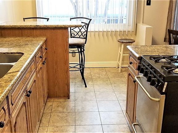 3rd image of 100 Esperanza Ave APT 5