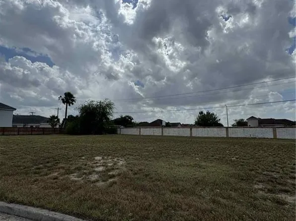 3401 E Truman Ave, Alton, TX 78573