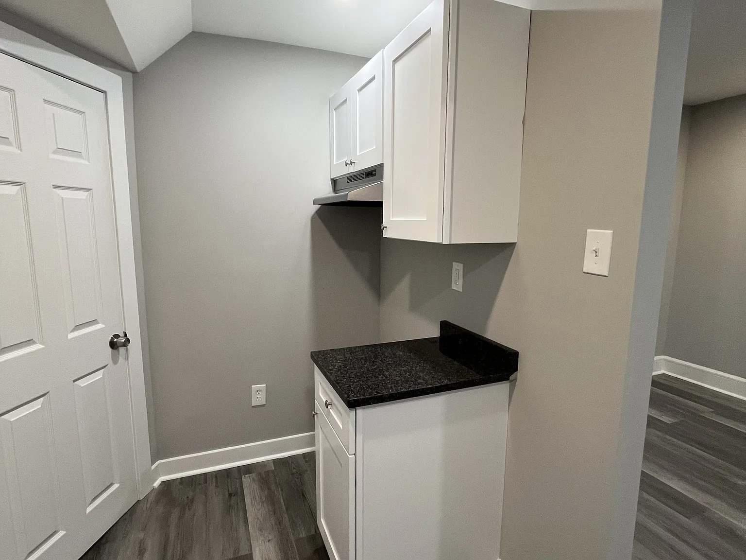 1211 Johnson Street - 1 — Photo 4