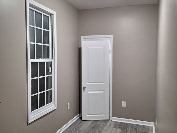 4th image of 745 Franklin Ave