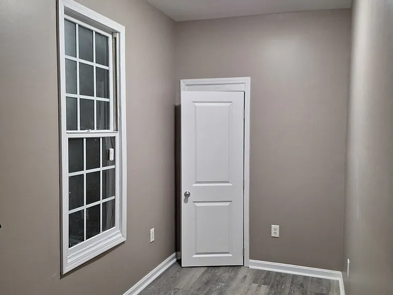 745 Franklin Ave — Photo 4