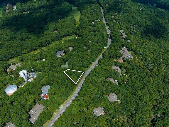 3rd image of 805 Devils Knob Loop