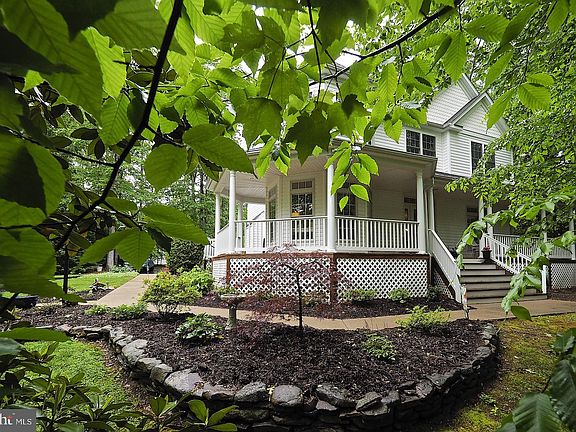 5th image of 11106 Blue Herron Cir