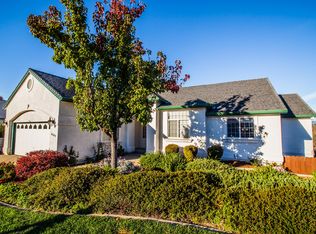 5862 Diamond Ridge Dr, Redding, CA 96003