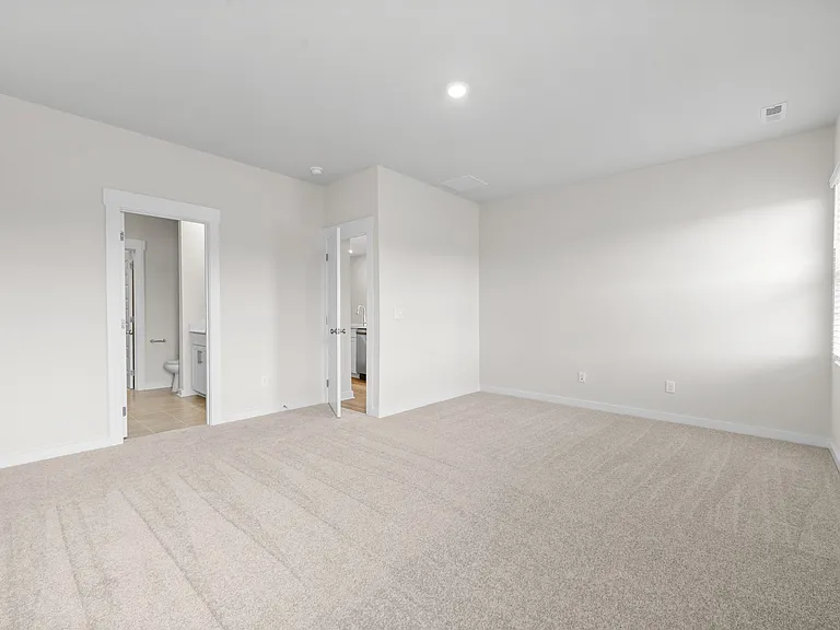 319 Lacewing Ln — Photo 16