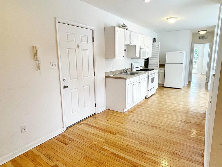 2403 S Broad St — Photo 19