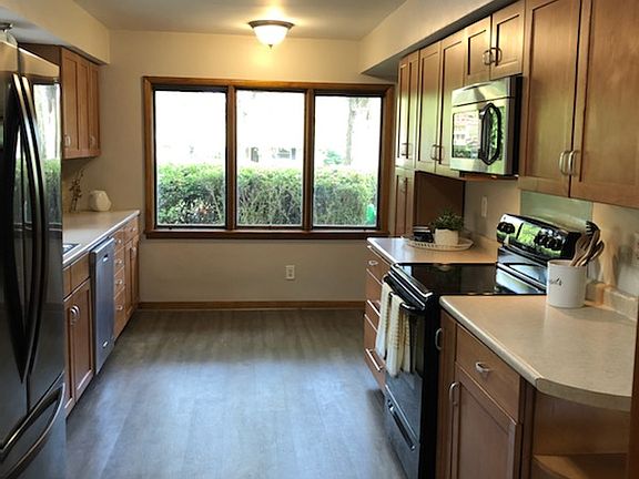 3rd image of 4769 Hayden Blvd