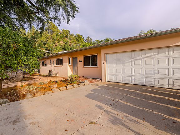 5th image of 554 Norumbega Dr