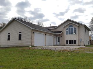 14475 E Apple Ave, Ravenna, MI 49451