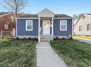 1061 Mill St, Lincoln Park, MI 48146