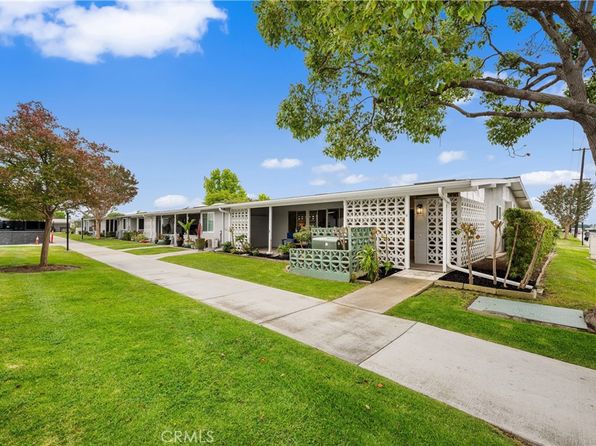 1562 Golden Rain Rd #2-44G, Seal Beach, CA 90740