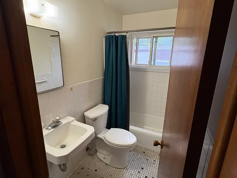 602 Cross Ave #4 — Photo 7