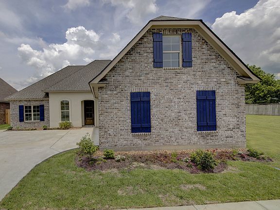 4th image of 408 Little Pond Ln