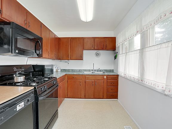 5th image of 25838 20th Ave S