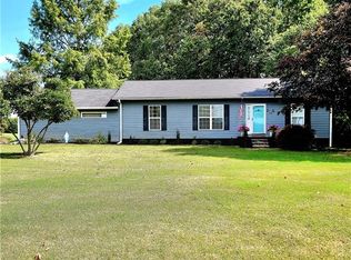 2330 Sandy Ridge Rd, High Point, NC 27265