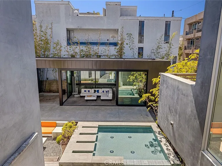 27 Driftwood St — Photo 34