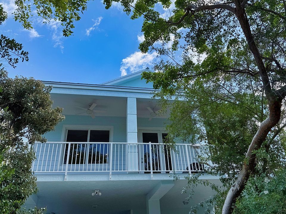 1st image of 1025 Snapper Ln