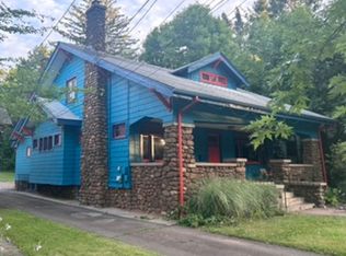1566 Whitney Ave, Hamden, CT 06517