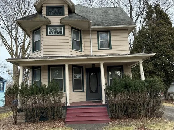 31 East St, Victor, NY 14564