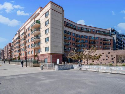 136 Beach 117th Street #7H, Rockaway Park, NY, 11694