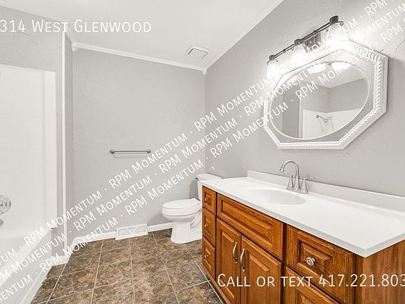 3rd image of 1314 W Glenwood St