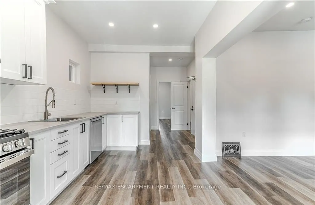 2 bed, $1,850 — Photo 2