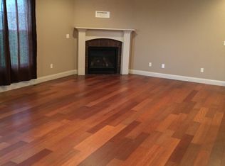 315 Capitol St, Savoy, IL 61874