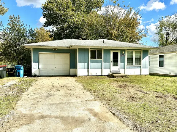 1914 N Lone Pine Avenue, Springfield, MO 65803