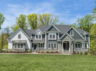 17 Countryside Ln, Warren, NJ 07059