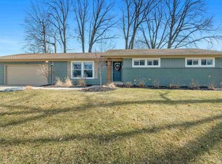 3406 49th St, Moline, IL 61265