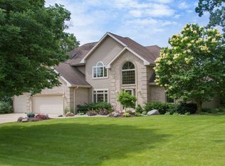 6237 Oak Hollow Dr, Oregon, WI 53575