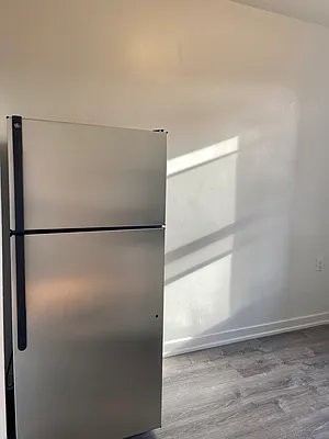 Rented by LDMI Realty Group LLC | media 24