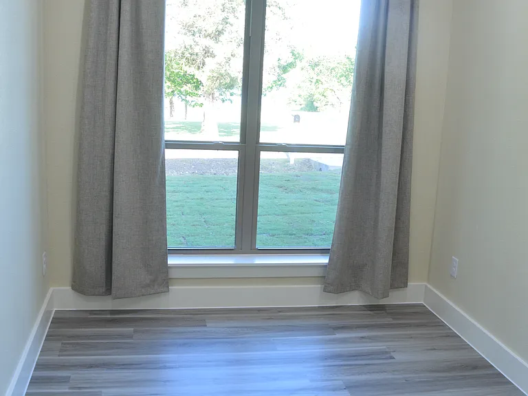 4480 County Road 895 — Photo 35