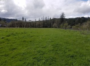 900 Thomas Rd, Sutherlin, OR 97479