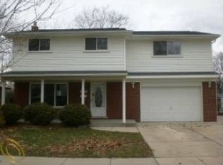 9817 Katherine St, Taylor, MI 48180