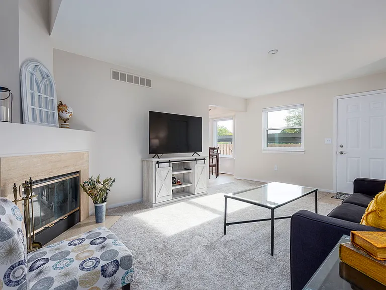 1831 N Arbor Way Dr #16 — Photo 6