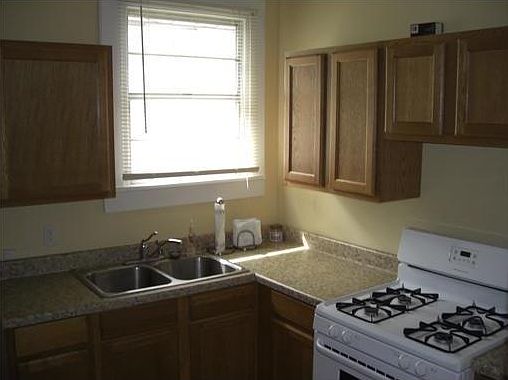 3rd image of 2525 & 27 Nashville Ave #2527