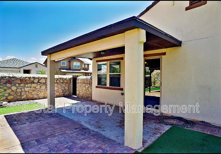 2200 Willie Mier St — Photo 44