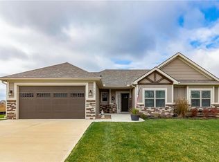 718 Solomon Dr, Lone Jack, MO 64086