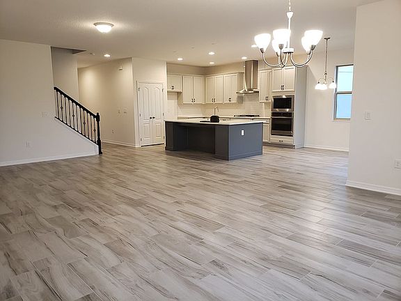 2nd image of 2066 Panoramic Cir