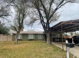 606 S 8th St, Carrizo Springs, TX 78834