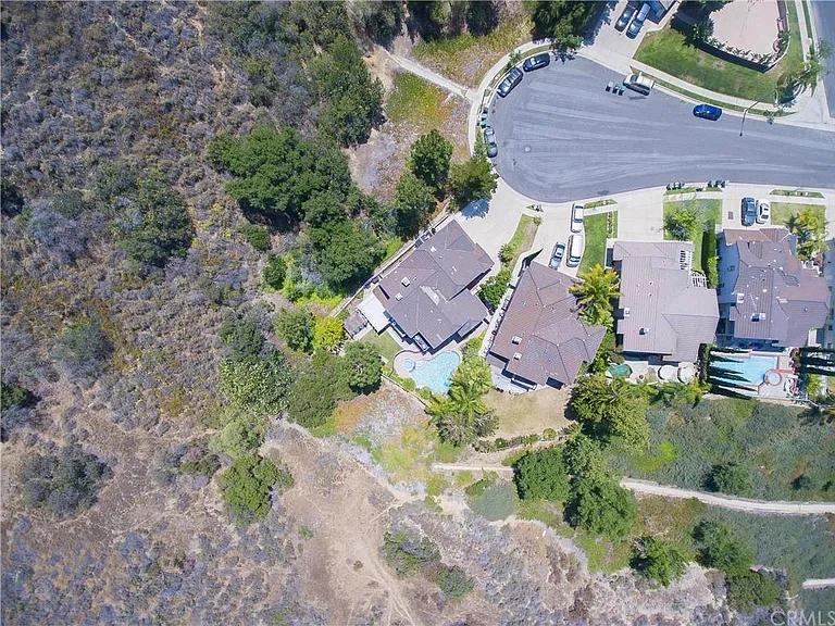 3061 Diamond View Cir — Photo 68