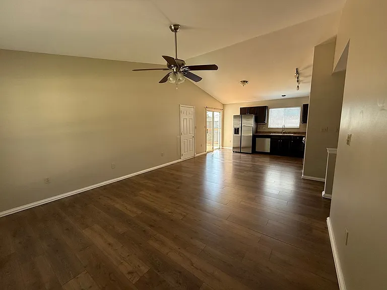 2158 San Simeon Dr — Photo 2
